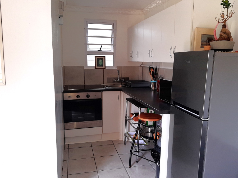 To Let 1 Bedroom Property for Rent in Van Der Stel Western Cape